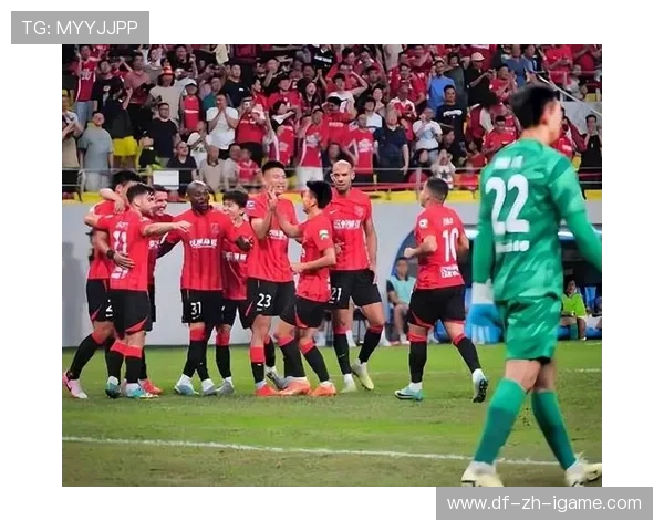 成都蓉城帅惟浩中场快速渗透：节拍与穿透的全新解码